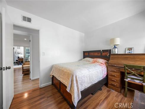 1099 Salinas , Costa Mesa, CA