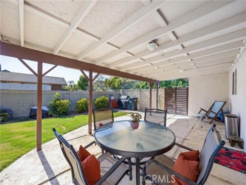 1099 Salinas , Costa Mesa, CA