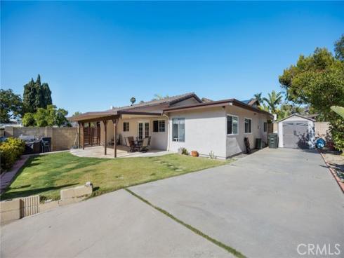 1099 Salinas , Costa Mesa, CA