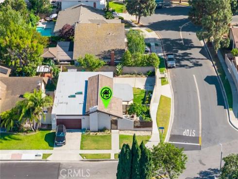 1099 Salinas , Costa Mesa, CA