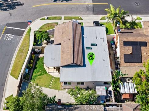 1099 Salinas , Costa Mesa, CA