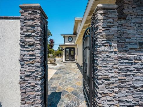 2342 Cynthia Court, Costa Mesa, CA