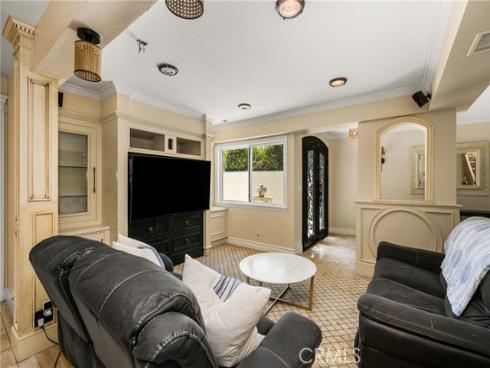 2342 Cynthia Court, Costa Mesa, CA