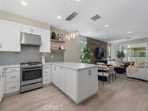 1529 Greenwich Way , Costa Mesa, CA