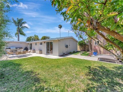 2136 Parsons , Costa Mesa, CA