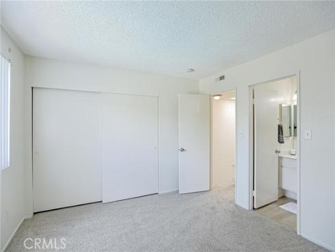 290  Victoria  29 (F8)  Street, Costa Mesa, CA