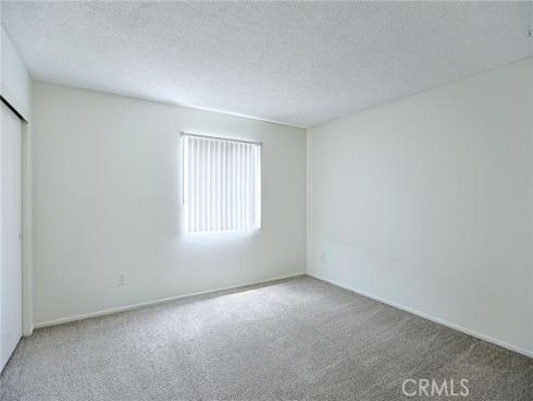 290  Victoria  29 (F8)  Street, Costa Mesa, CA