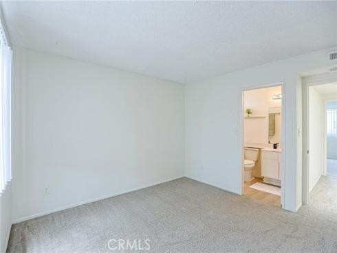 290  Victoria  29 (F8)  Street, Costa Mesa, CA