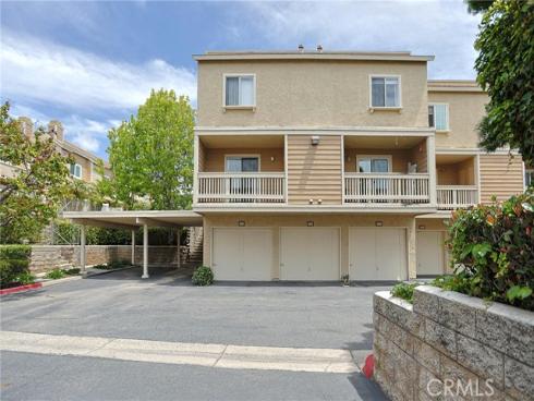 290  Victoria  29 (F8)  Street, Costa Mesa, CA