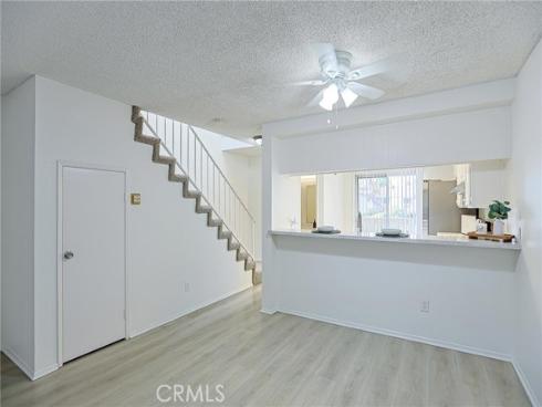290  Victoria  29 (F8)  Street, Costa Mesa, CA
