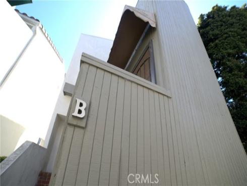 2336 Elden B , Costa Mesa, CA