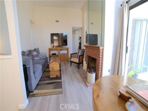 2336 Elden B , Costa Mesa, CA