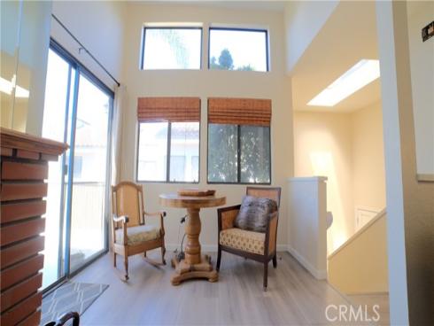 2336 Elden B , Costa Mesa, CA