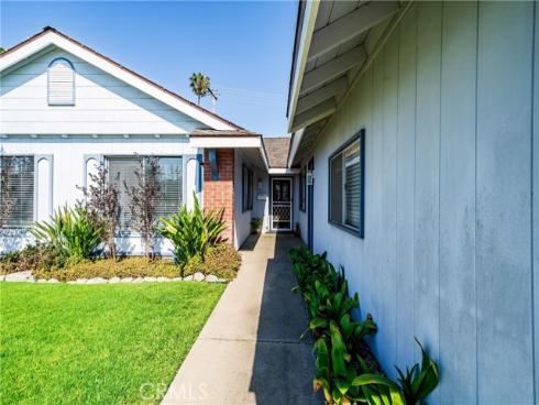3140 Coolidge Avenue, Costa Mesa, CA
