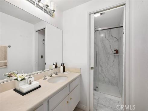 600 Lassen Ln , Costa Mesa, CA
