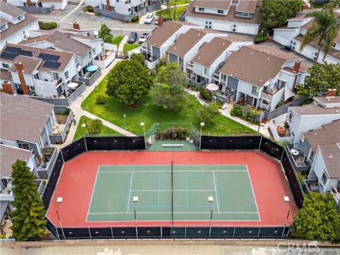 600 Lassen Ln , Costa Mesa, CA