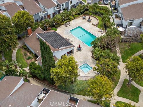 600 Lassen Ln , Costa Mesa, CA