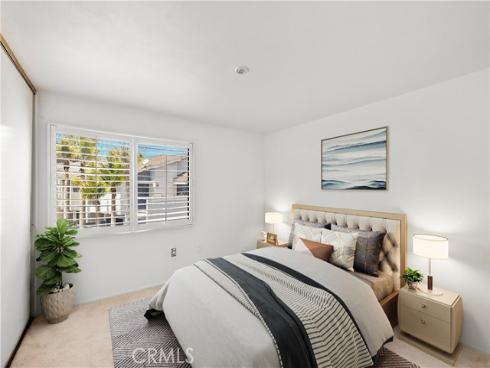 600 Lassen Ln , Costa Mesa, CA