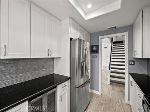 600 Lassen Ln , Costa Mesa, CA
