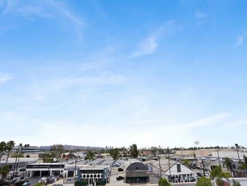 1648 Topanga , Costa Mesa, CA