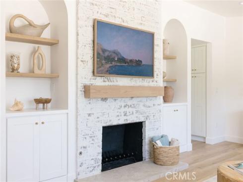 2323 Cornell , Costa Mesa, CA
