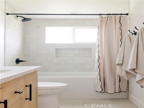 2323 Cornell , Costa Mesa, CA