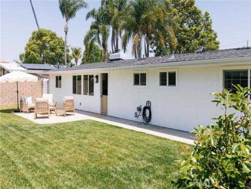 2323 Cornell , Costa Mesa, CA