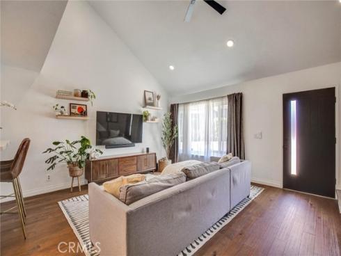 153 Lexington , Costa Mesa, CA