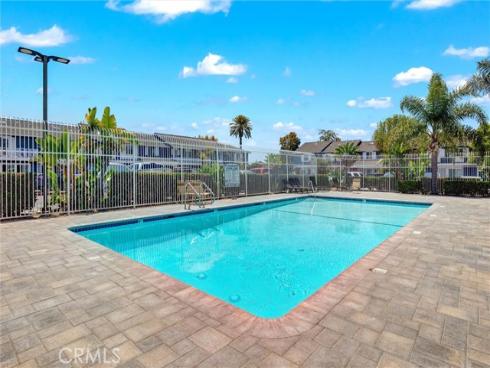 153 Lexington , Costa Mesa, CA