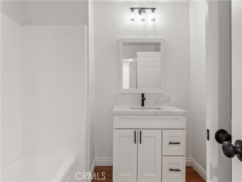 164 Brookline Lane , Costa Mesa, CA