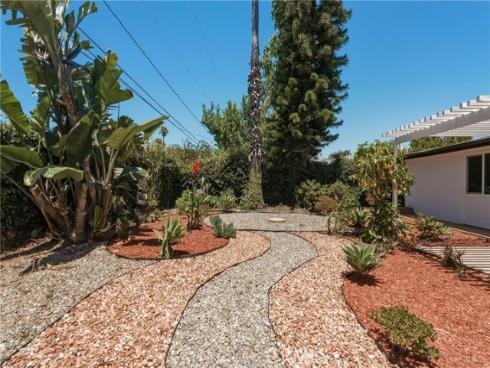2107 Pomona , Costa Mesa, CA