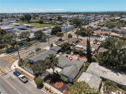 2107 Pomona , Costa Mesa, CA