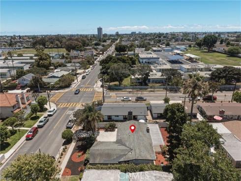 2107 Pomona , Costa Mesa, CA