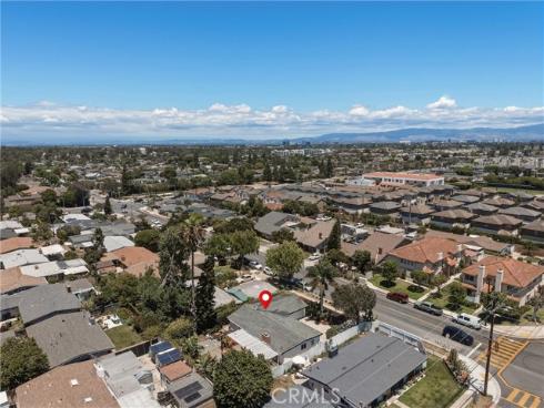2107 Pomona , Costa Mesa, CA