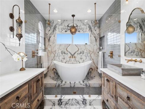 273 Mesa , Costa Mesa, CA