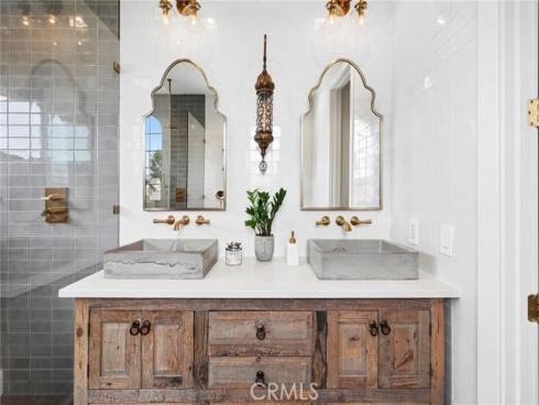 273 Mesa , Costa Mesa, CA
