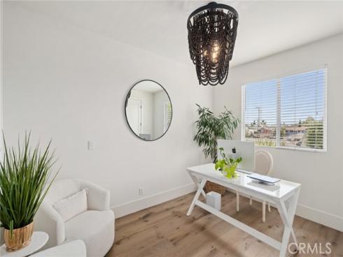 273 Mesa , Costa Mesa, CA