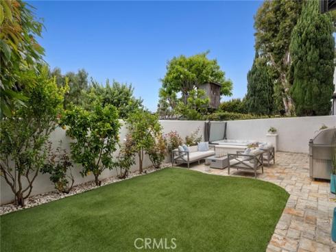 273  Mesa  , Costa Mesa, CA