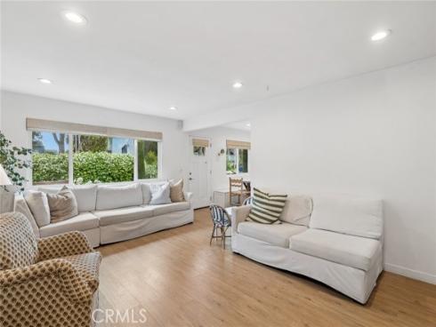 782 W 18th Street, Costa Mesa, CA