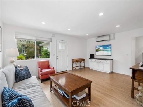 782 W 18th Street, Costa Mesa, CA