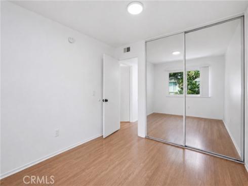1646 Iowa C , Costa Mesa, CA