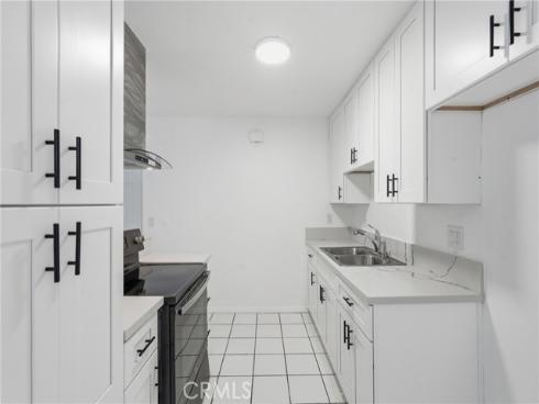 1646 Iowa C , Costa Mesa, CA