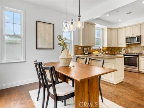 1578 Redlands , Costa Mesa, CA
