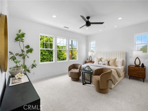 1578 Redlands , Costa Mesa, CA