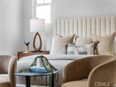 1578 Redlands , Costa Mesa, CA
