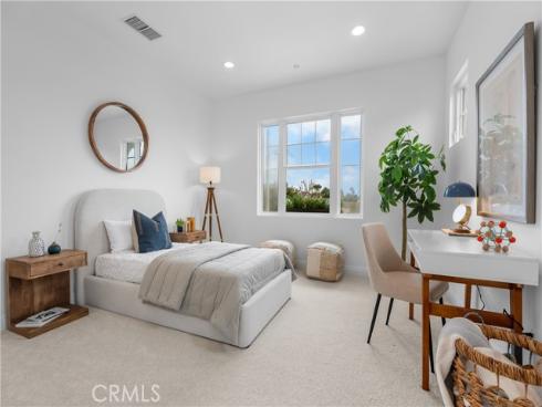 1578 Redlands , Costa Mesa, CA