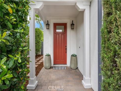 1578 Redlands , Costa Mesa, CA