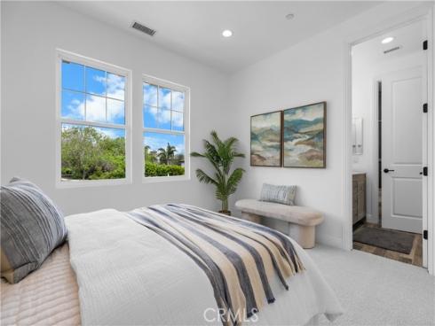 1578 Redlands , Costa Mesa, CA
