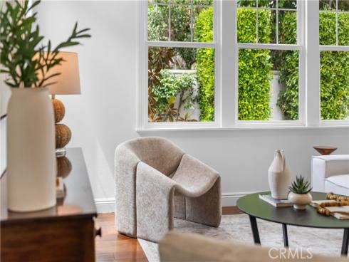 1578 Redlands , Costa Mesa, CA
