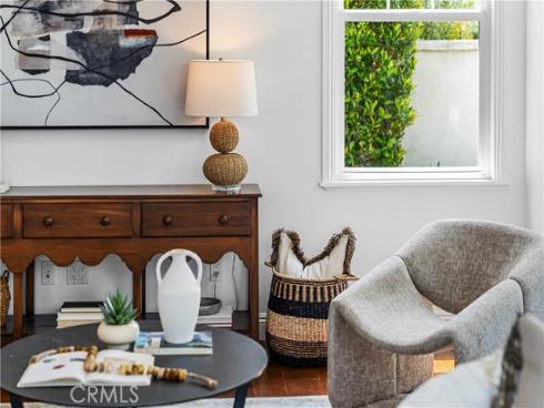 1578 Redlands , Costa Mesa, CA